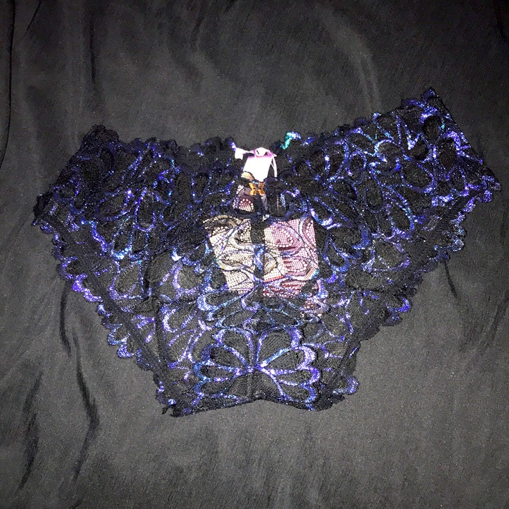 NWT Savage X Fenty Savage Not Sorry Open Back Cheeky Panty Meg Thee Stallion Box